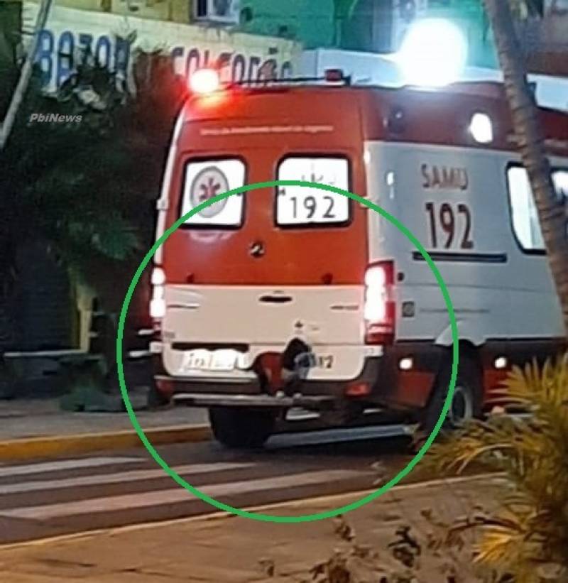 Cachorrinha acompanha dono ate Pronto Socorro de Uruguaiana