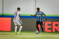 Nos pênaltis, Grêmio vence o São Raimundo e se classifica para a próxima fase da Copa do Brasil