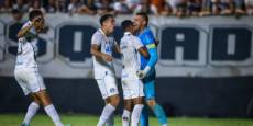 Grêmio sofre de novo, mas vence o Athletic-MG nos pênaltis e avança na Copa do Brasil