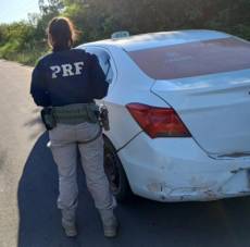 PRF prende taxista que divulgava localização de “blitz” policiais em grupo no WhatsApp