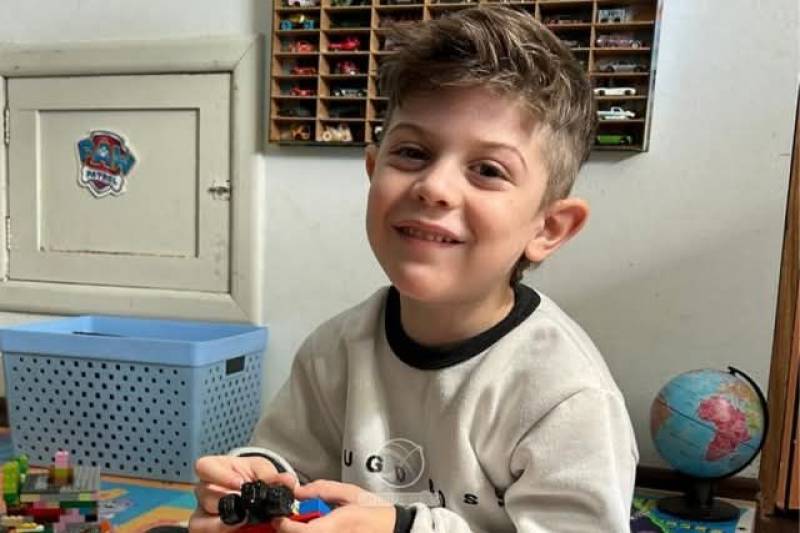 Criança de 5 anos de São Miguel do Oeste é aprovada em sociedade internacional de alto QI