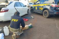 PRF prende paraguaio com carro carregado de drogas em Três Passos