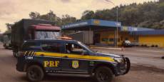 PRF flagra caminhão com quase R$ 30 mil em multas na BR-285 em Ijuí