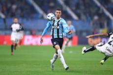 Na Arena, Grêmio empata em 1 a 1 com o Corinthians pelo Brasileirão