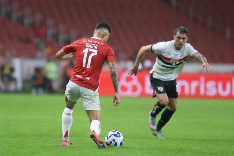 No Beira-Rio, Inter perde por 2 a 1 para o São Paulo pelo Campeonato Brasileiro