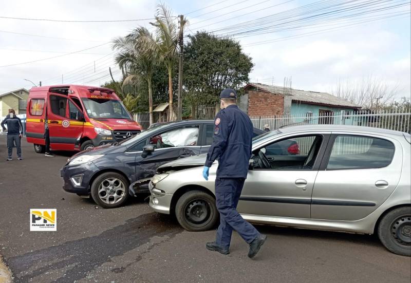 Acidente de trânsito na manhã de hoje no bairro Erica em Panambi